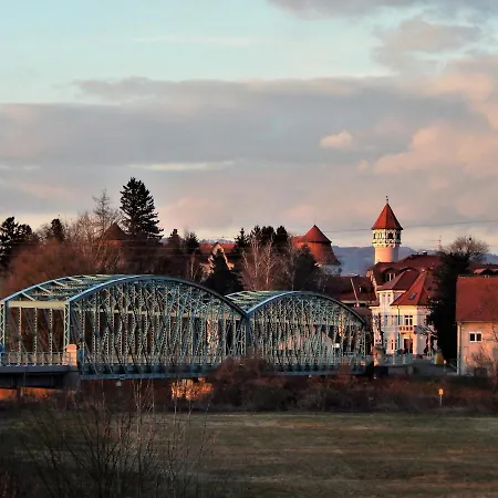 Gostinjska kuća Pr'sefu 3*