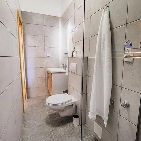 Pr'sefu Guest house
