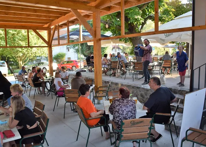 Hiša za goste Pr'sefu Brezice