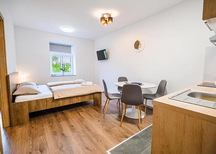 Pr'sefu Hiša za goste