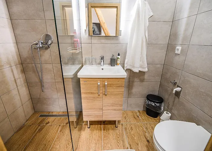 Hiša za goste Pr'sefu 3*